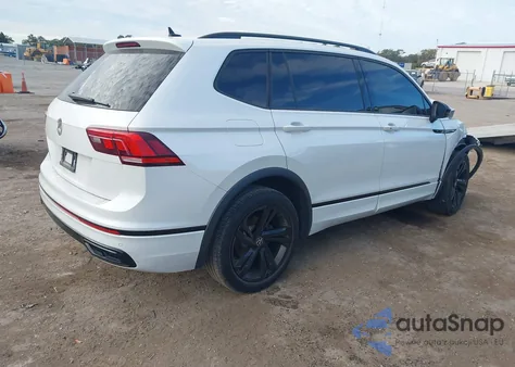 2023 Volkswagen Tiguan 2.0T Se R-Line Black from USA, damaged, VIN 3VVCB7AX5PM106531